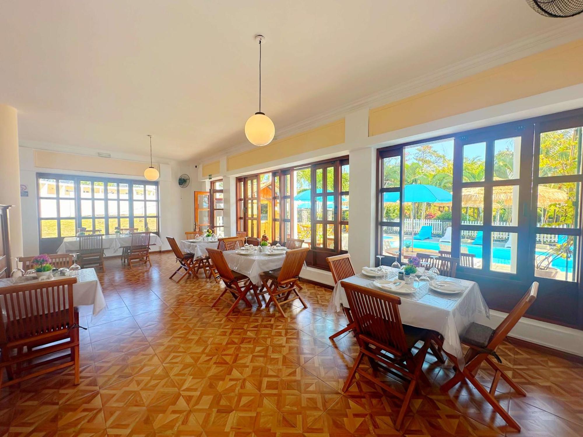 Koa Hotel Riambel Екстериор снимка