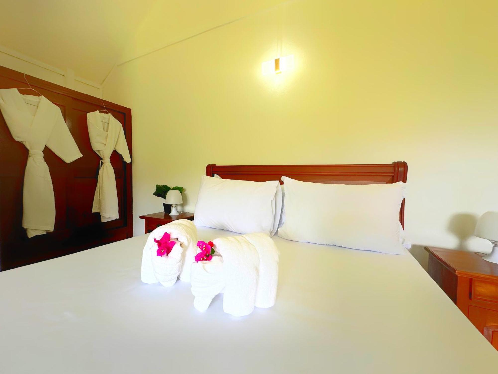 Koa Hotel Riambel Екстериор снимка