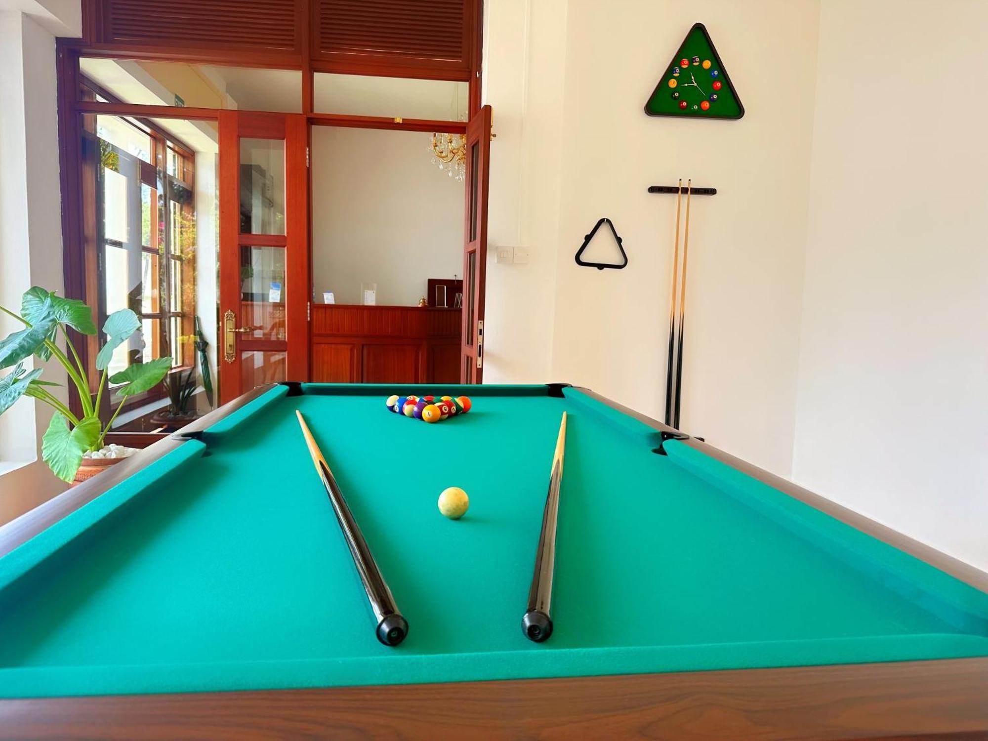 Koa Hotel Riambel Екстериор снимка