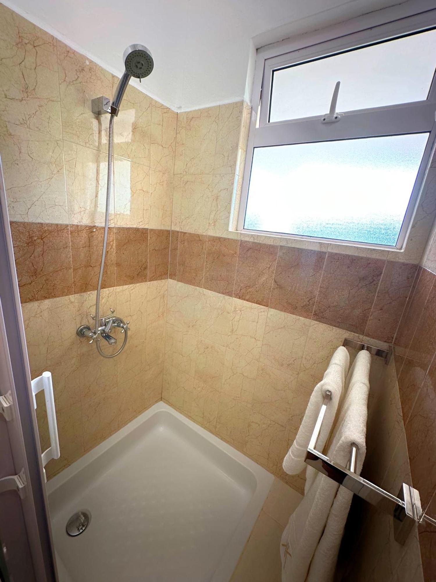Koa Hotel Riambel Екстериор снимка